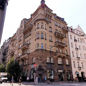  Konukevi Centrum Lwowska
