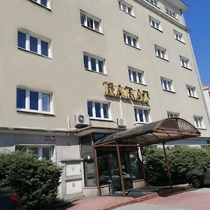 2* Oda ve Kahvaltı Karat
